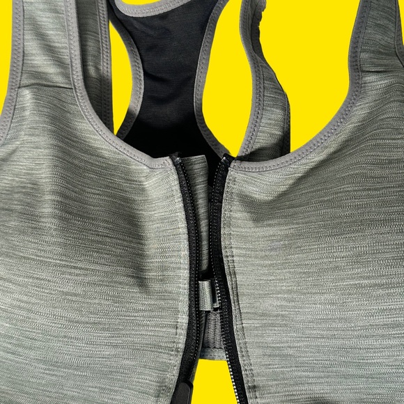 Nike Heather Gray Zip Sports Bra - Picture 5 of 9